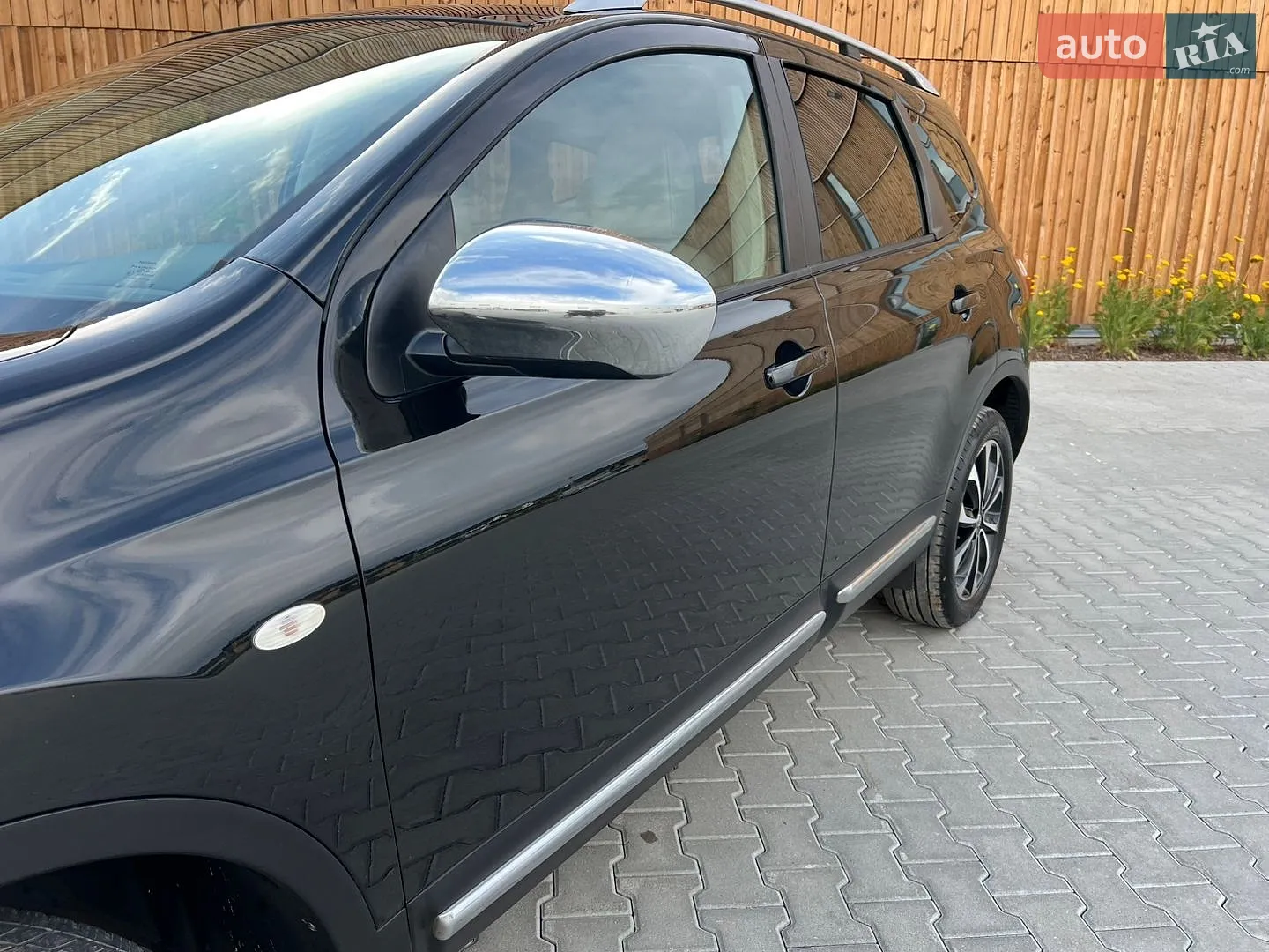2011 Nissan Qashqai+2 - мініатюра 17
