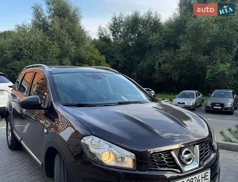 Nissan Qashqai+2