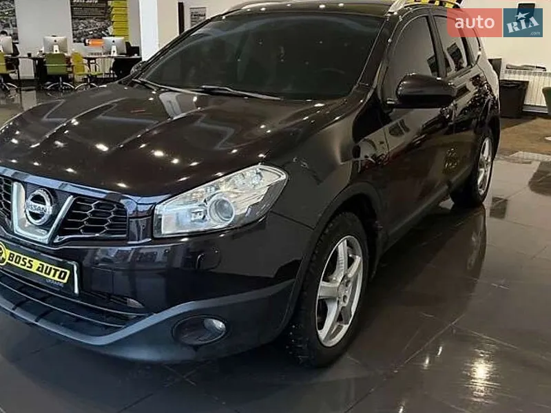 Nissan Qashqai+2