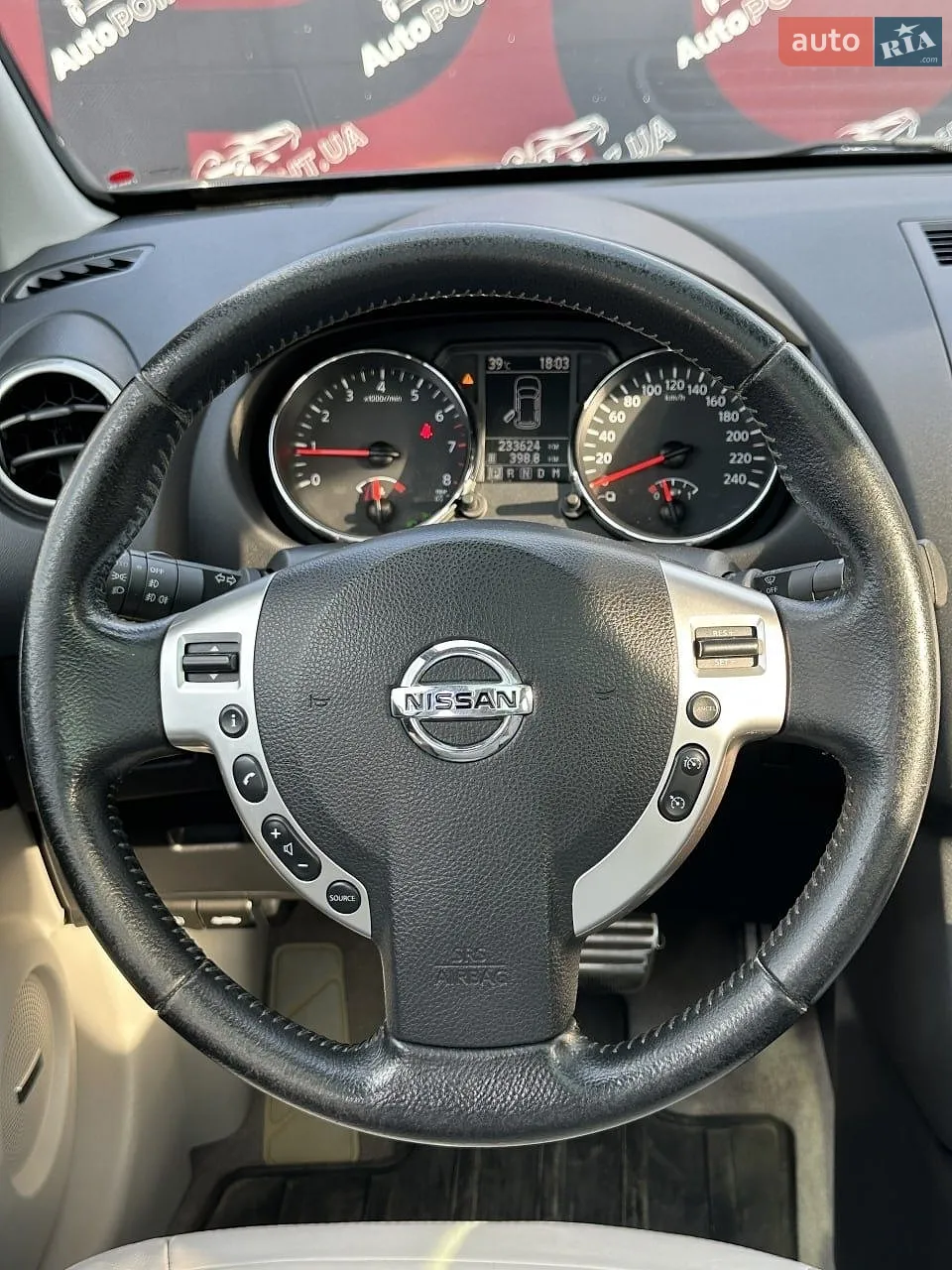 2010 Nissan Qashqai+2 - мініатюра 18