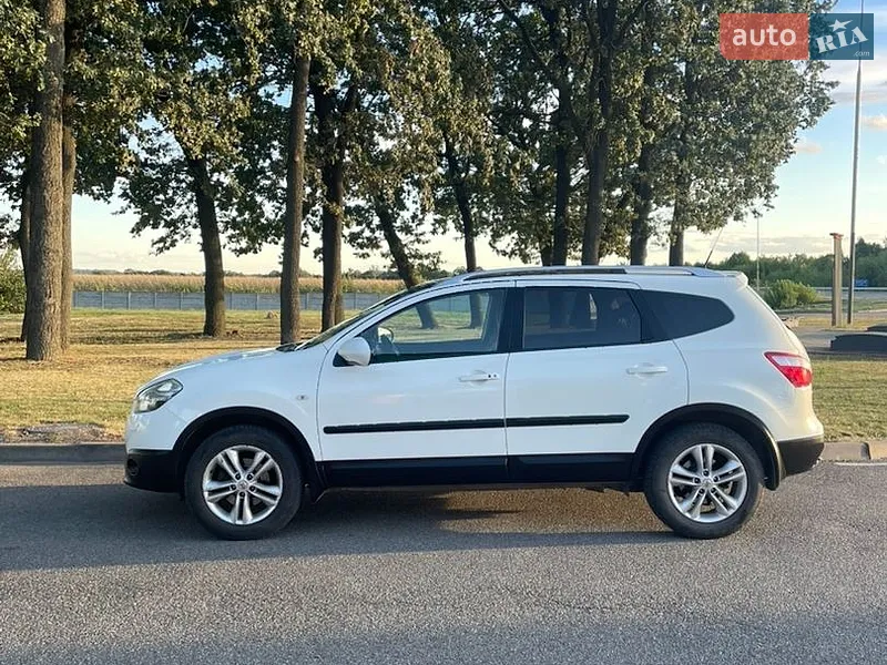 Nissan Qashqai+2
