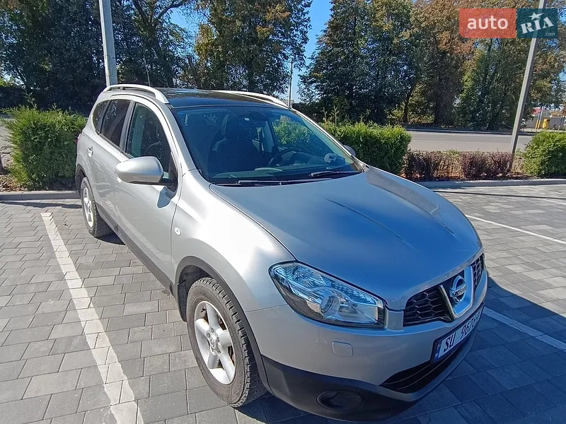 Nissan Qashqai+2