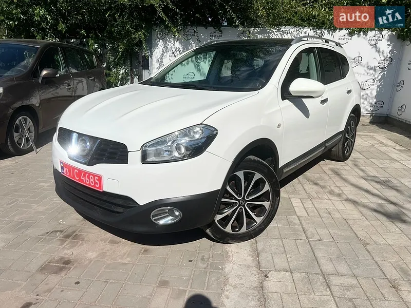 Nissan Qashqai+2 2012