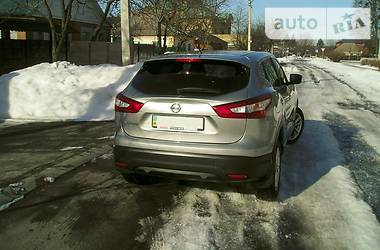 Внедорожник / Кроссовер Nissan Qashqai 2014 в 