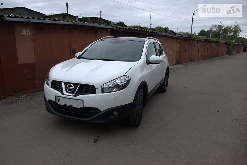 Nissan Qashqai 2011 року
