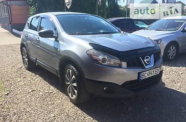 Позашляховик / Кросовер Nissan Qashqai 2010 в Львові