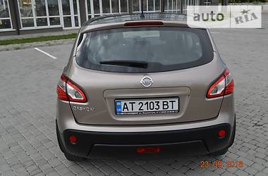 Внедорожник / Кроссовер Nissan Qashqai 2013 в Ивано-Франковске