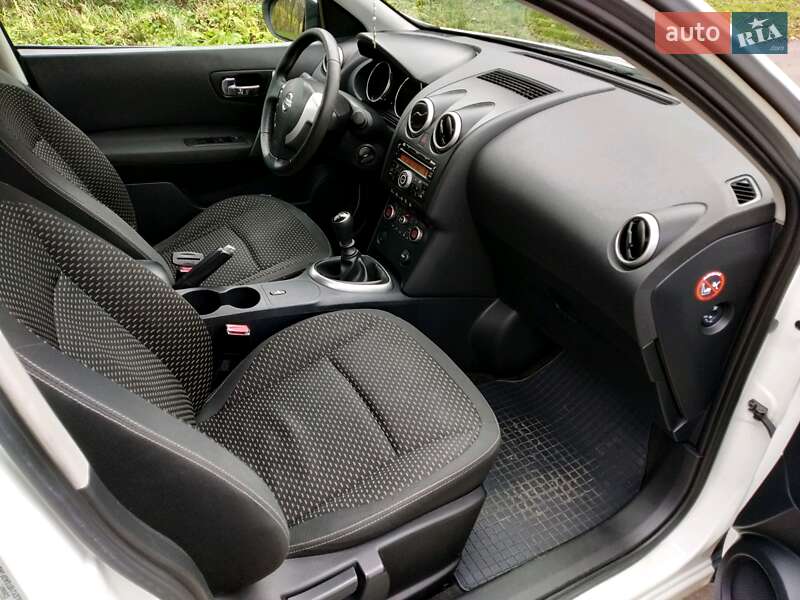 Внедорожник / Кроссовер Nissan Qashqai 2008 в Львове