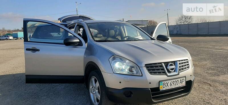 Позашляховик / Кросовер Nissan Qashqai 2007 в 