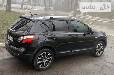 Внедорожник / Кроссовер Nissan Qashqai 2011 в Каменском