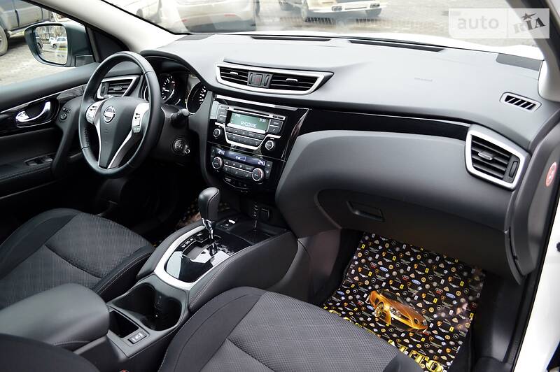 Позашляховик / Кросовер Nissan Qashqai 2016 в Одесі