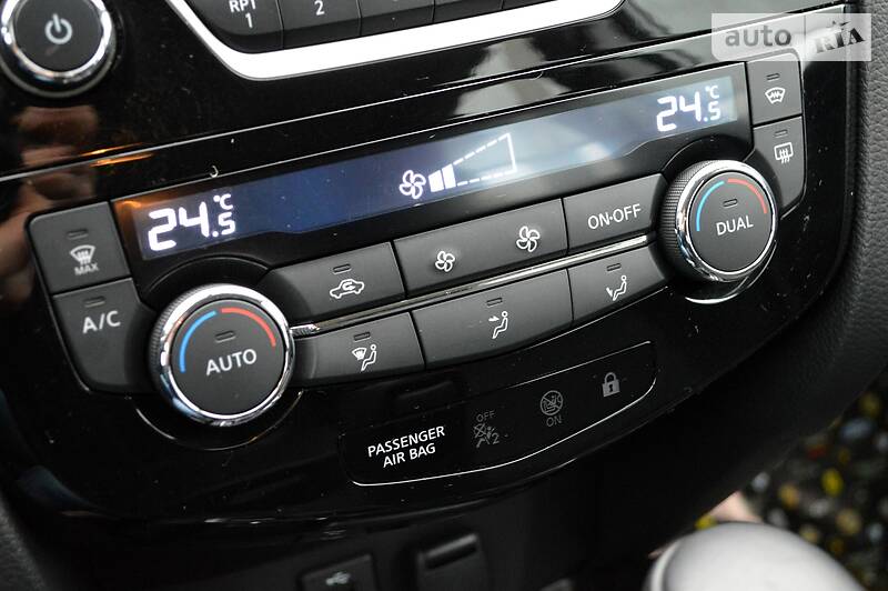 Позашляховик / Кросовер Nissan Qashqai 2016 в Одесі