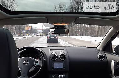 Позашляховик / Кросовер Nissan Qashqai 2010 в 