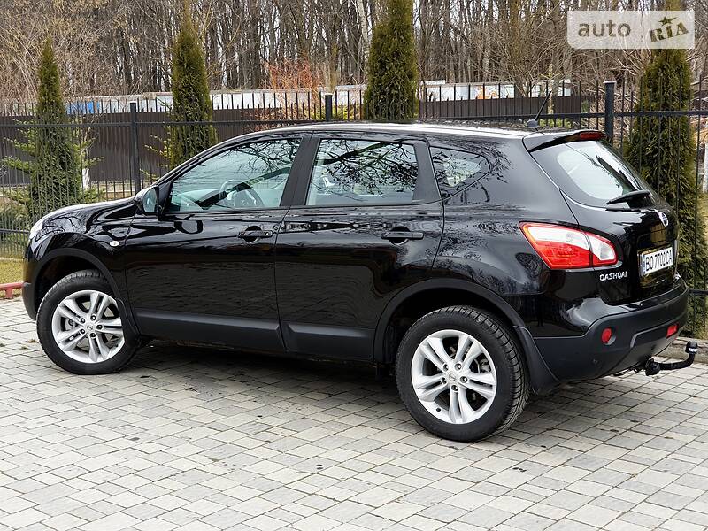 Позашляховик / Кросовер Nissan Qashqai 2011 в Тернополі