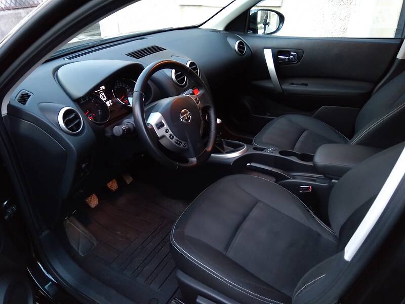 Позашляховик / Кросовер Nissan Qashqai 2011 в Одесі