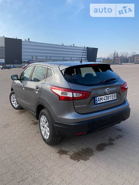 Позашляховик / Кросовер Nissan Qashqai 2015 в Житомирі фото 5 Позашляховик / Кросовер Nissan Qashqai 2015 в Житомирі