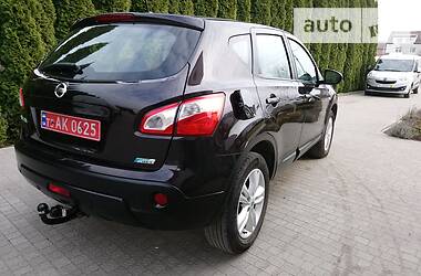 Позашляховик / Кросовер Nissan Qashqai 2011 в 