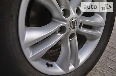 Позашляховик / Кросовер Nissan Qashqai 2011 в 