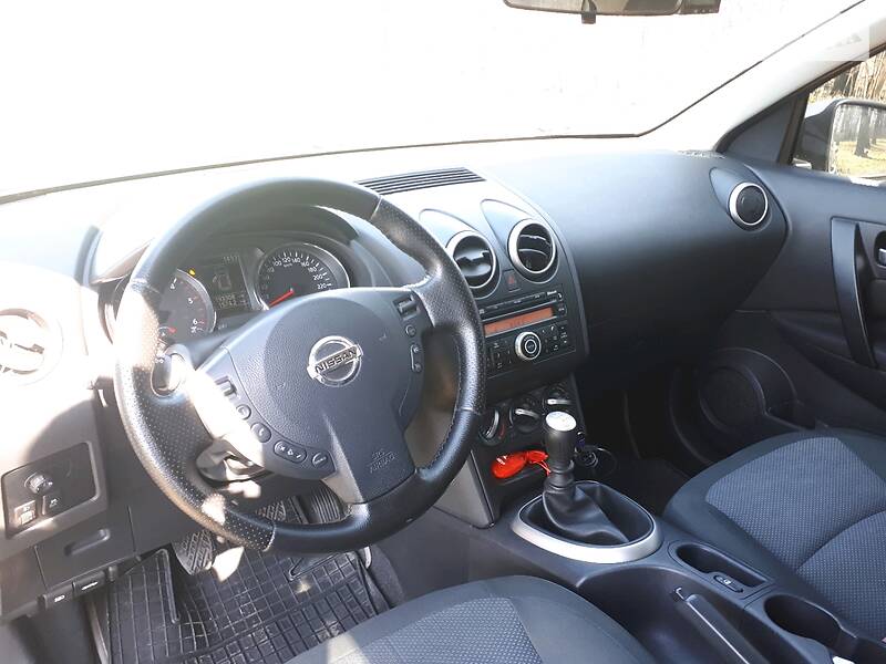 Позашляховик / Кросовер Nissan Qashqai 2011 в Полтаві