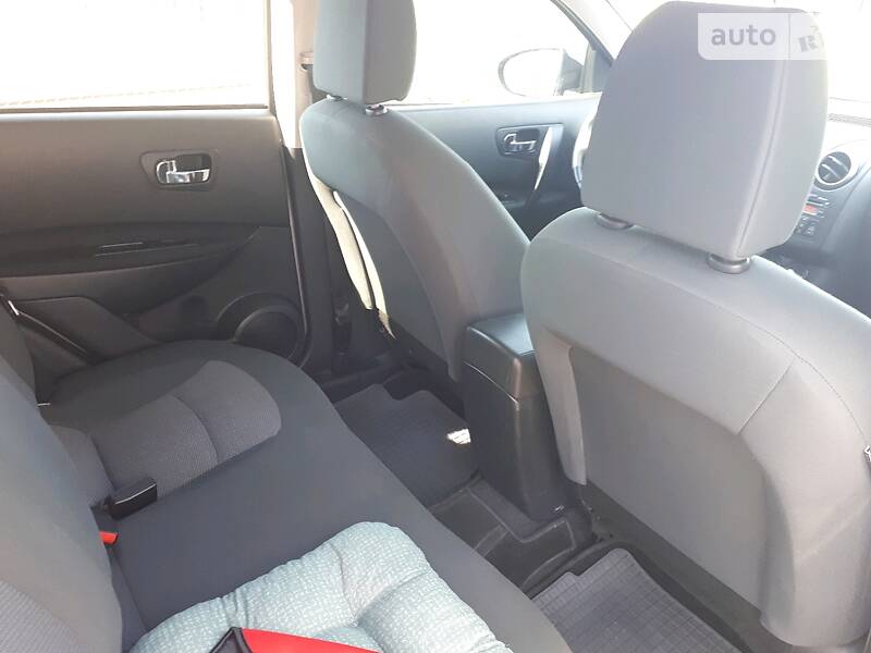 Позашляховик / Кросовер Nissan Qashqai 2011 в Полтаві