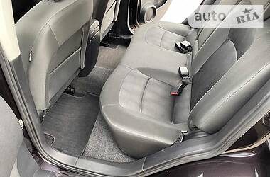 Позашляховик / Кросовер Nissan Qashqai 2011 в 