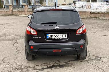 Позашляховик / Кросовер Nissan Qashqai 2011 в 