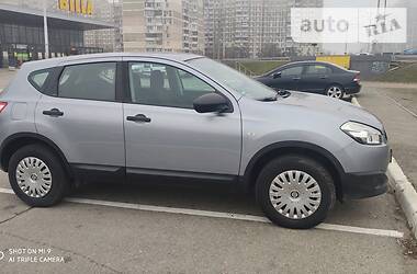 Позашляховик / Кросовер Nissan Qashqai 2011 в Києві