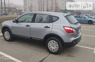 Позашляховик / Кросовер Nissan Qashqai 2011 в Києві