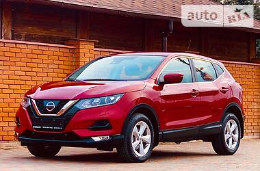 Позашляховик / Кросовер Nissan Qashqai 2018 в 