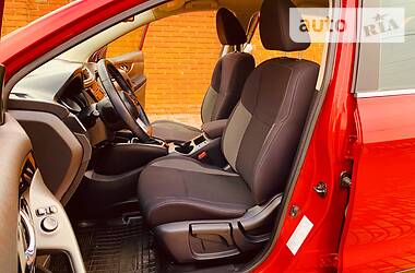 Позашляховик / Кросовер Nissan Qashqai 2018 в 