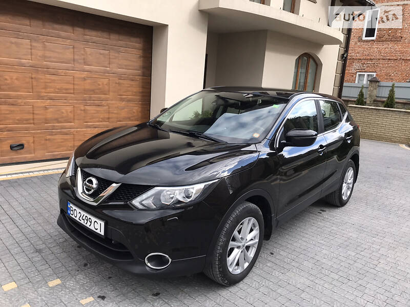 Позашляховик / Кросовер Nissan Qashqai 2015 в Тернополі