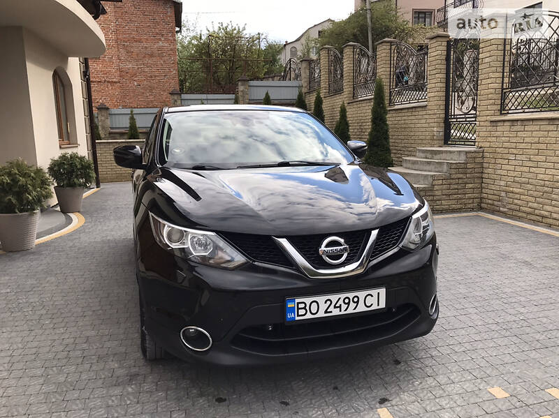 Позашляховик / Кросовер Nissan Qashqai 2015 в Тернополі