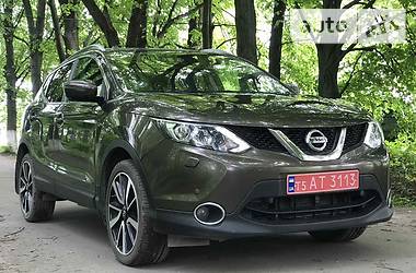 Внедорожник / Кроссовер Nissan Qashqai 2015 в Виннице