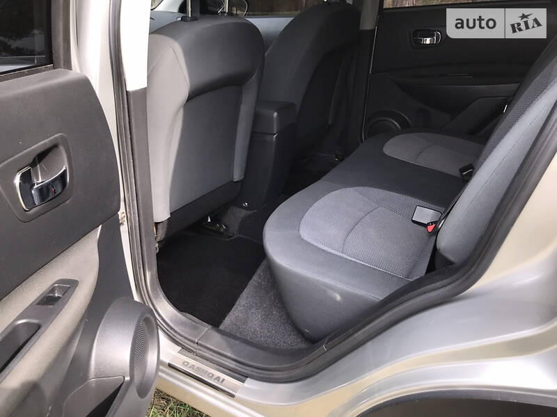 Позашляховик / Кросовер Nissan Qashqai 2010 в Полтаві