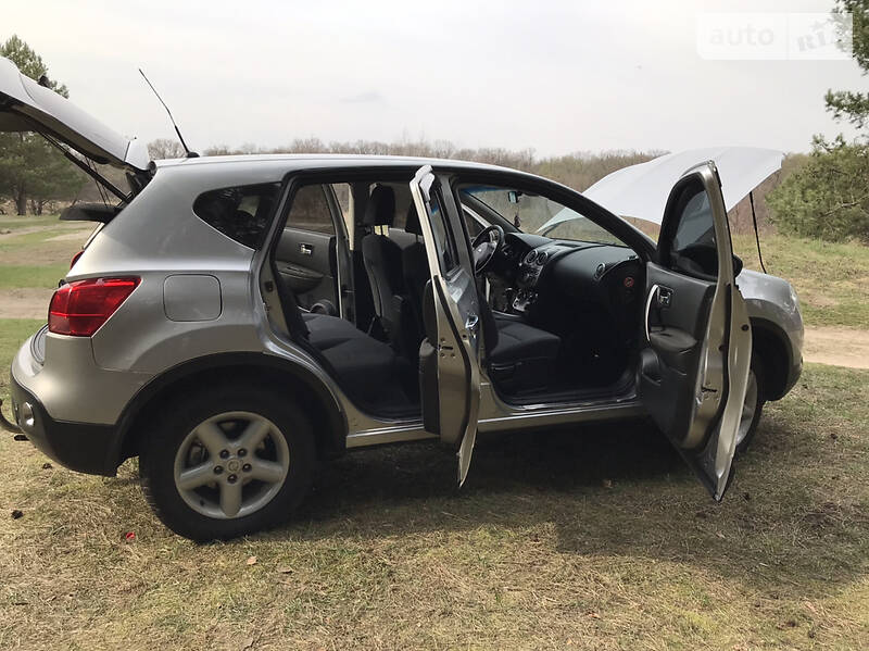Позашляховик / Кросовер Nissan Qashqai 2010 в Полтаві