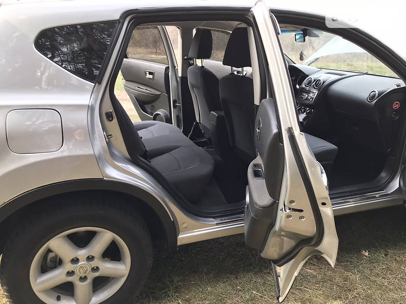 Позашляховик / Кросовер Nissan Qashqai 2010 в Полтаві