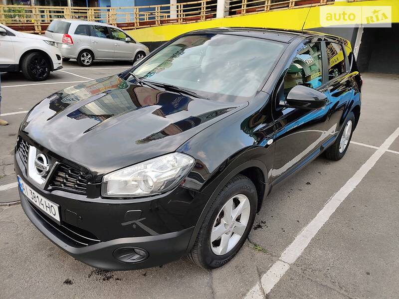 Позашляховик / Кросовер Nissan Qashqai 2013 в Києві