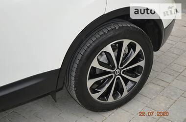 Позашляховик / Кросовер Nissan Qashqai 2014 в 