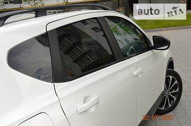 Позашляховик / Кросовер Nissan Qashqai 2014 в 