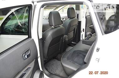 Позашляховик / Кросовер Nissan Qashqai 2014 в 