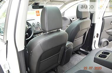 Позашляховик / Кросовер Nissan Qashqai 2014 в 