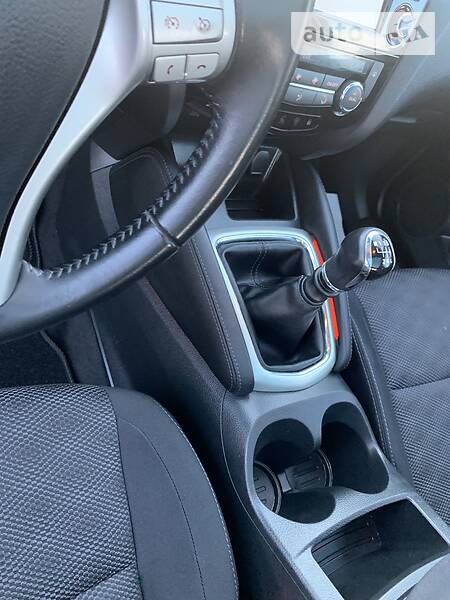 Позашляховик / Кросовер Nissan Qashqai 2017 в Івано-Франківську