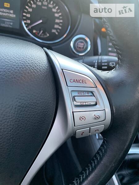 Позашляховик / Кросовер Nissan Qashqai 2017 в Івано-Франківську