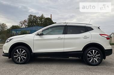 Внедорожник / Кроссовер Nissan Qashqai 2014 в Тернополе