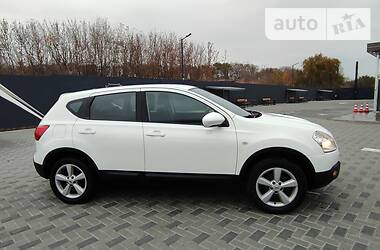 Внедорожник / Кроссовер Nissan Qashqai 2010 в Полтаве