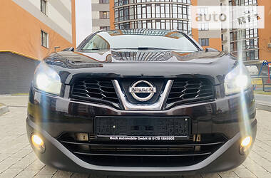 Внедорожник / Кроссовер Nissan Qashqai 2012 в Ивано-Франковске