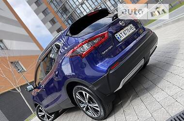 Внедорожник / Кроссовер Nissan Qashqai 2017 в Ивано-Франковске