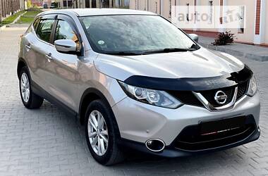 Внедорожник / Кроссовер Nissan Qashqai 2015 в Хмельницком