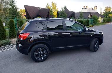 Позашляховик / Кросовер Nissan Qashqai 2009 в Стрию