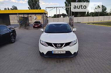 Позашляховик / Кросовер Nissan Qashqai 2015 в Білгороді-Дністровському